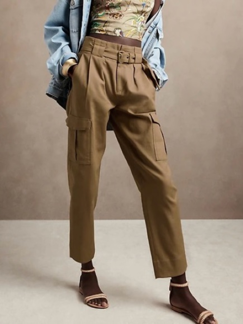 Banana Republic Voyage Cargo Pant NWT Size 12